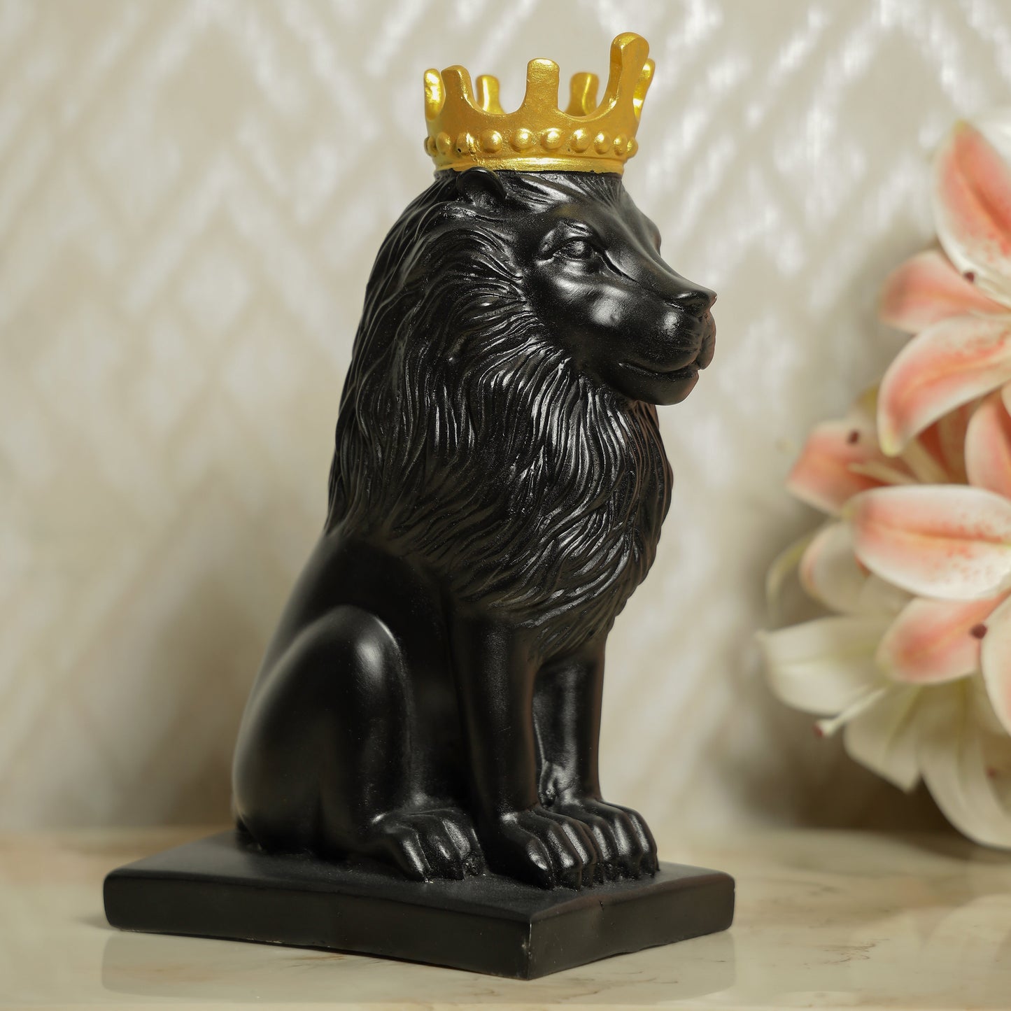 King Lion Sculpture