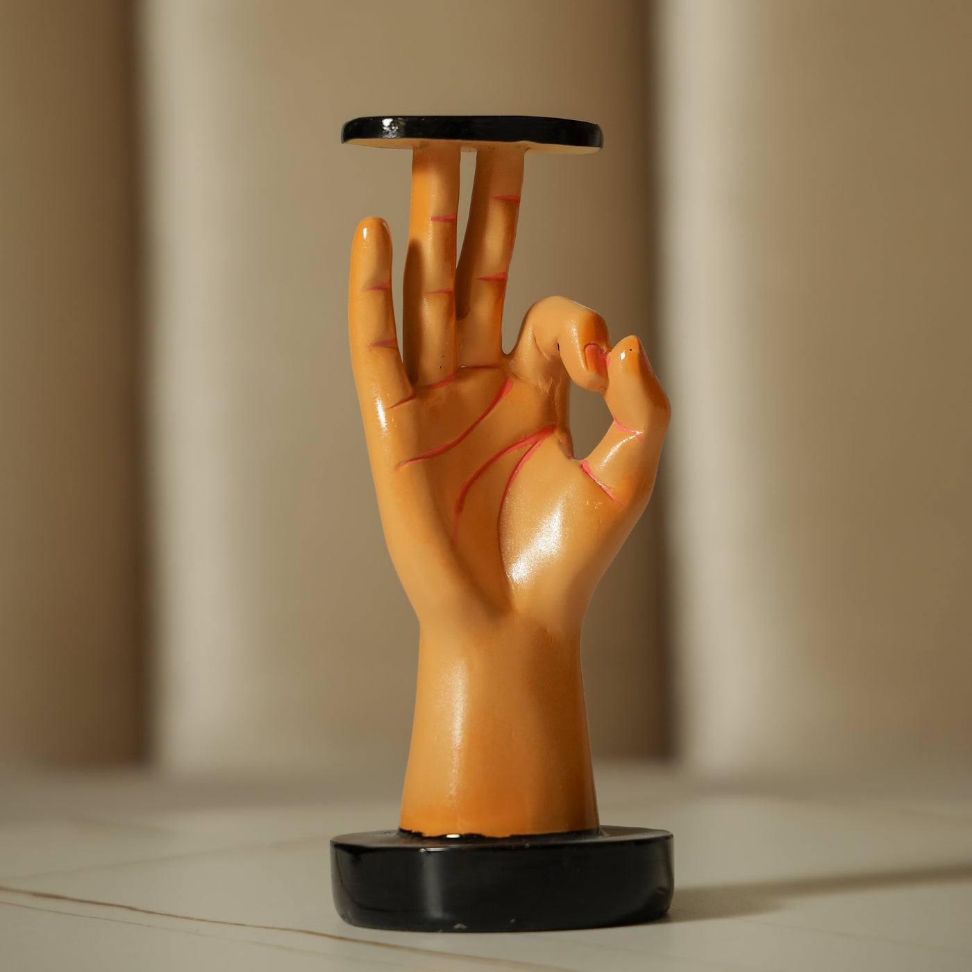 Hand Shape Candle Stand