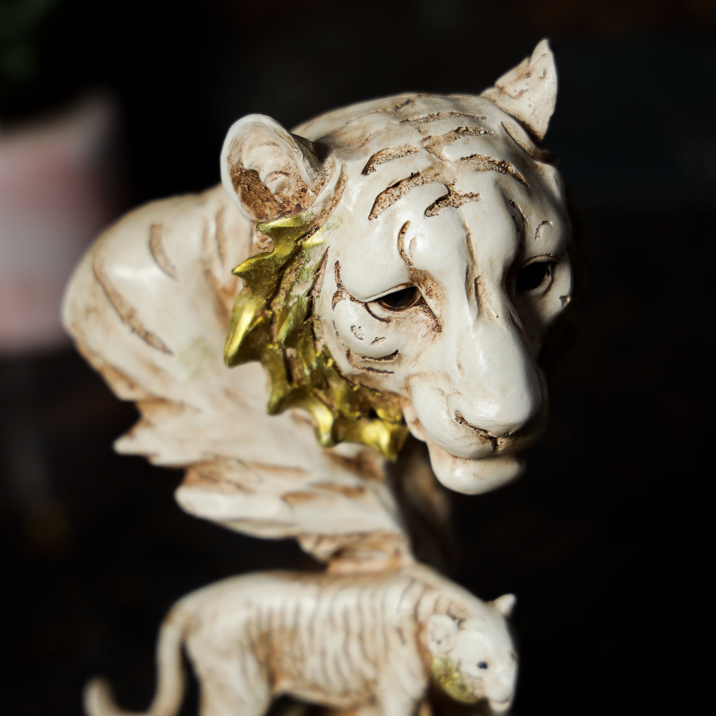 Resin Antique Tiger