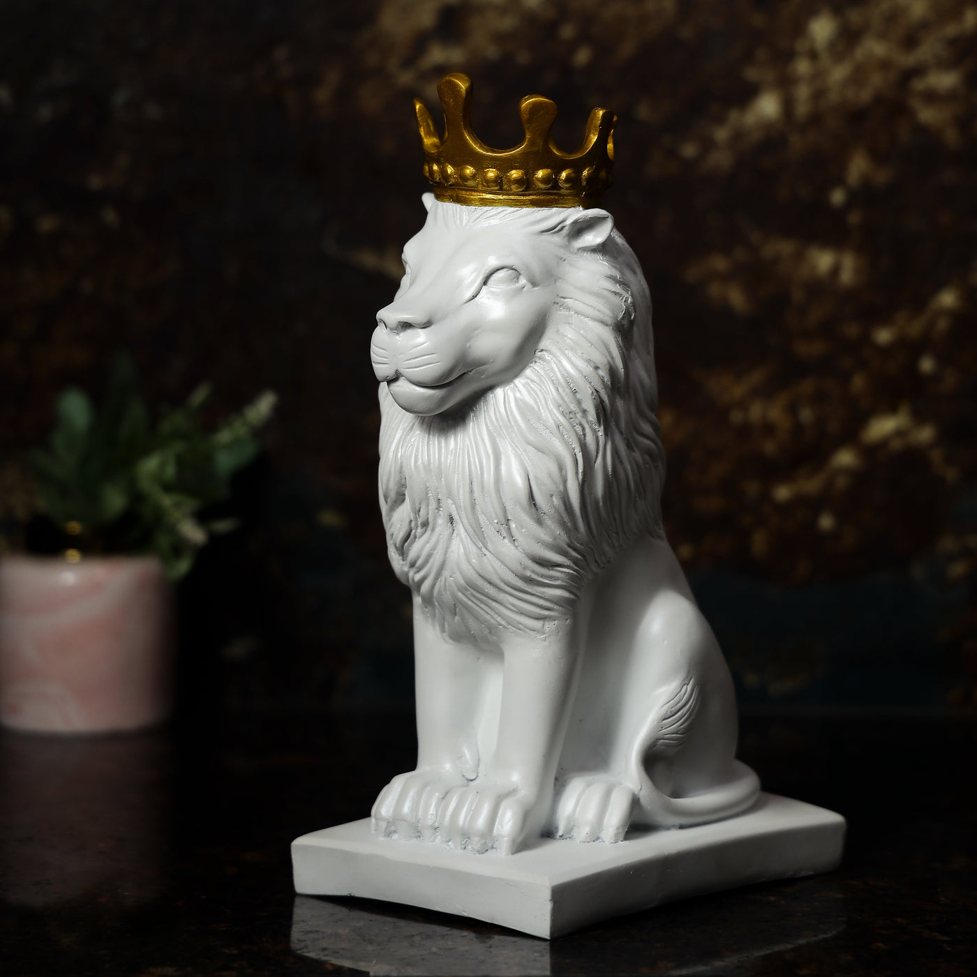 King Lion Sculpture